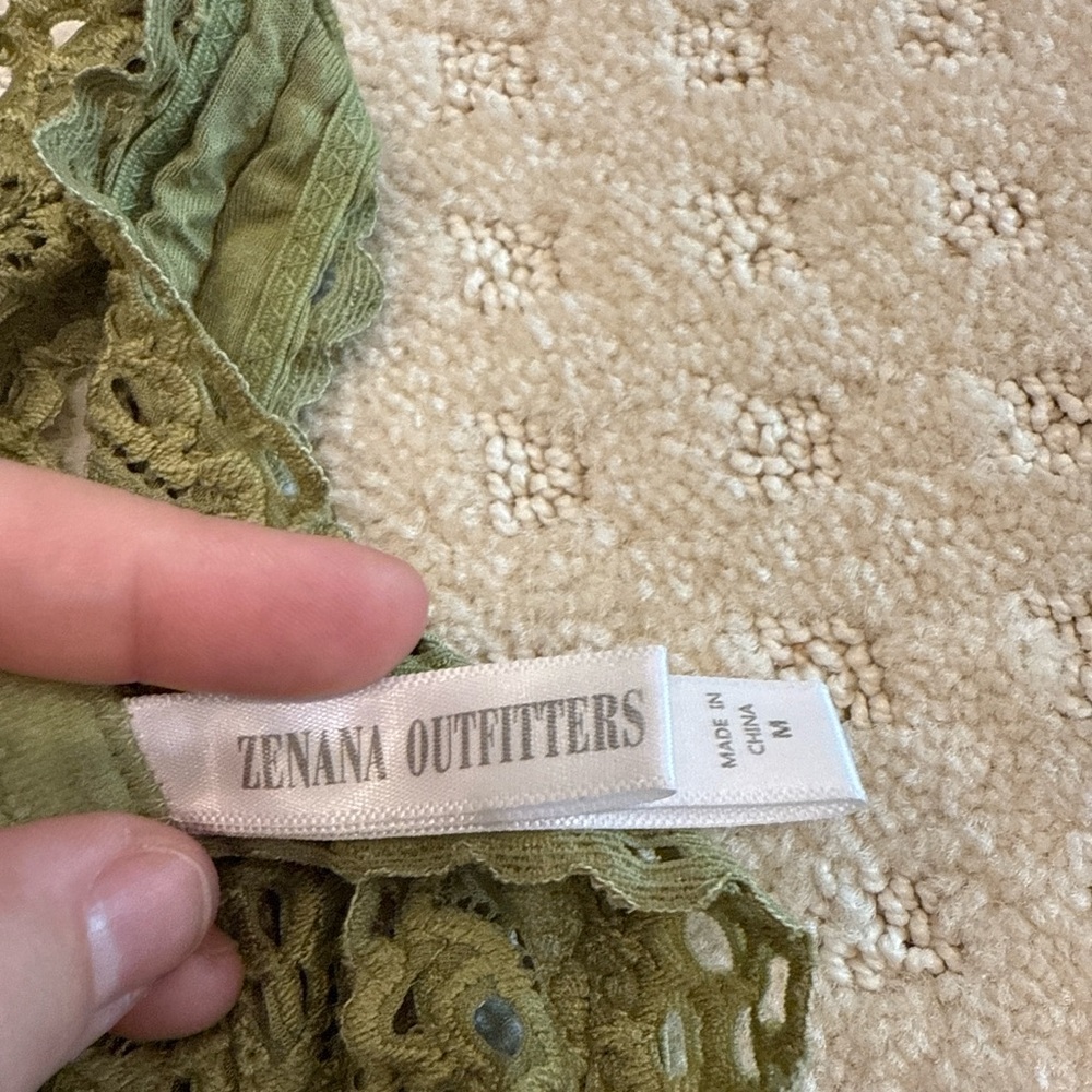 Zenana Outfitters Olive Green Lace Halter Bralette Medium - Picture 4 of 4